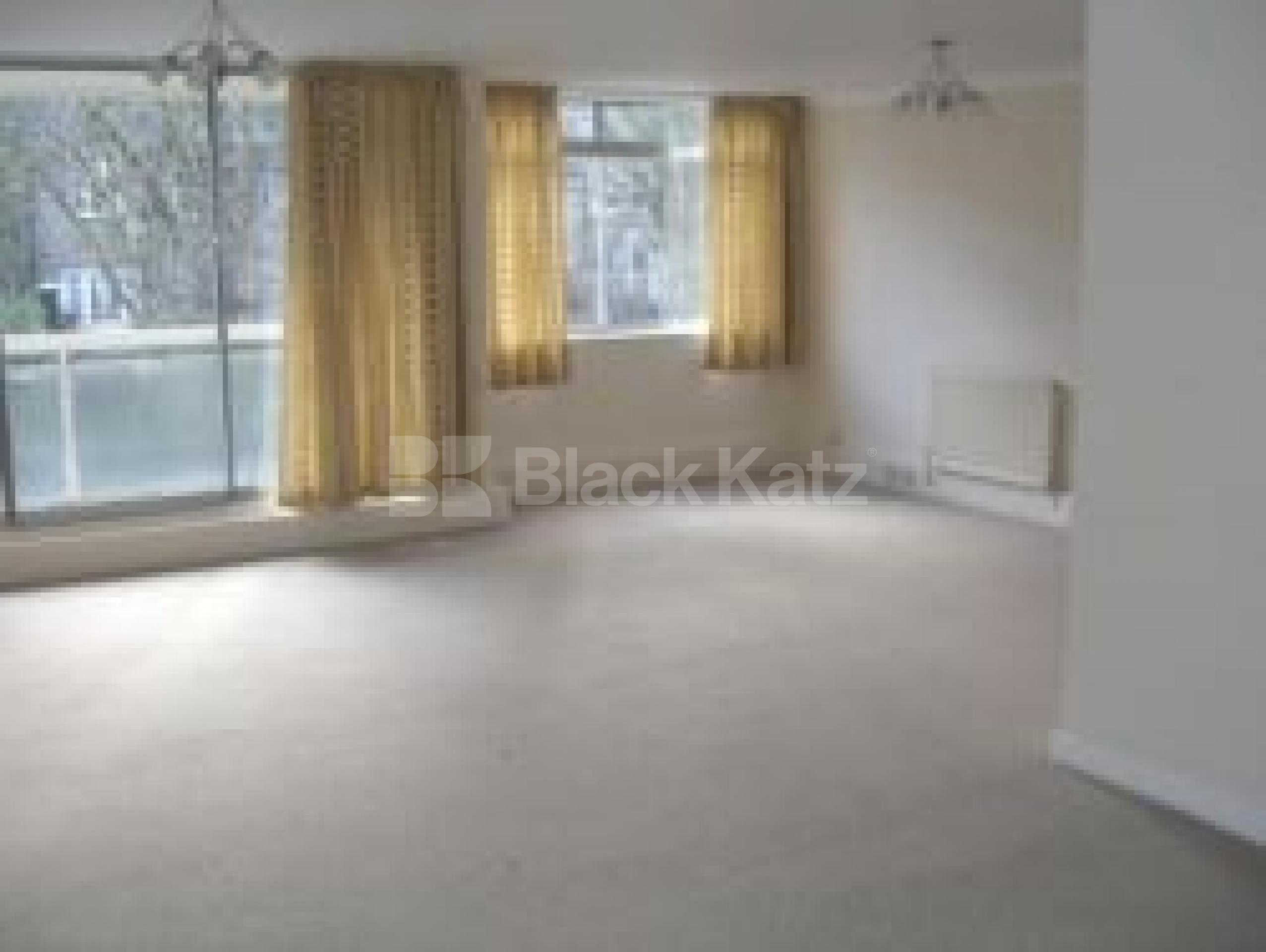 			VIEWINGS HIGHLY RECOMMENDED!, 2 Bedroom, 1 bath, 1 reception Apartment			 Shepherds Hill, HIGHGATE N6 N6